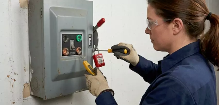 Ceiling Electrical Box Replacement in Holly Springs
