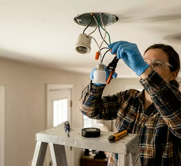 Professional Light Socket Replacement: Your Local Fixture Repair Team in Holly Springs, GA